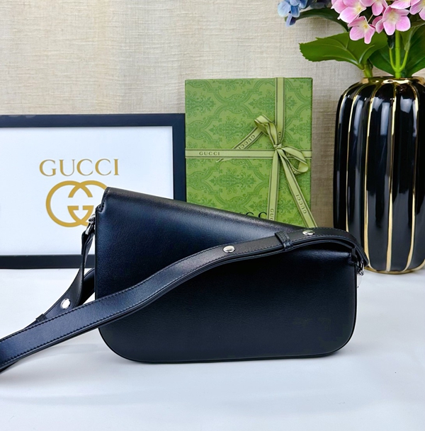 激安グッチバッグコピー内部構造